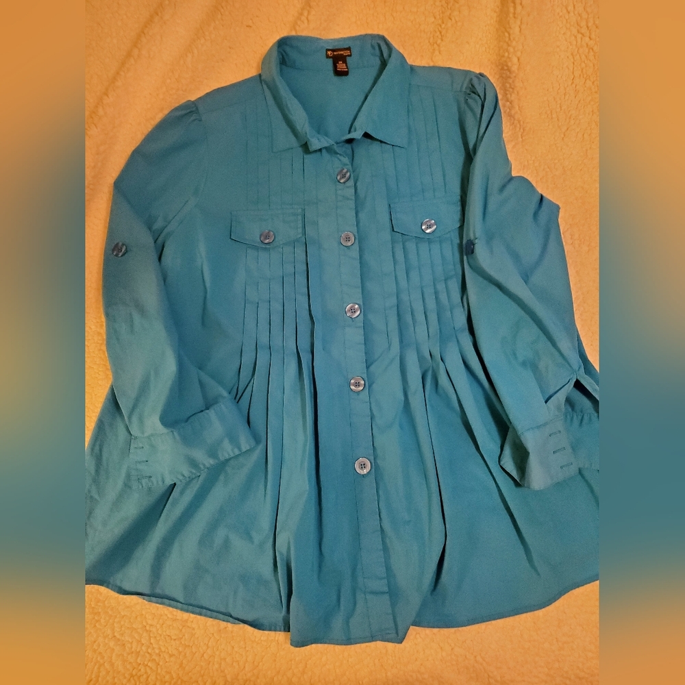 New Directions Teal Button-Up Blouse
